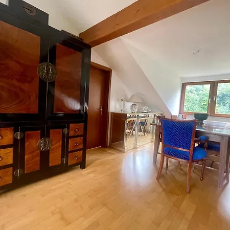 Goldstadt Loft 3-zimmer Balkon & Garage Zentrum