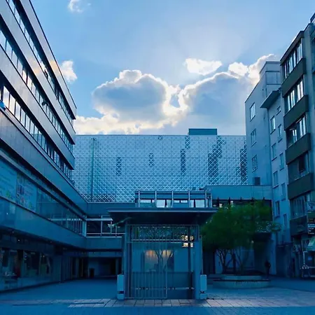 Goldstadt Loft 3-zimmer Balkon & Garage Zentrum *