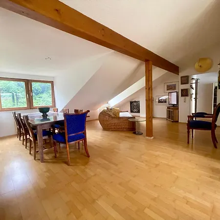 Goldstadt Loft 3-zimmer Balkon & Garage Zentrum דירה *