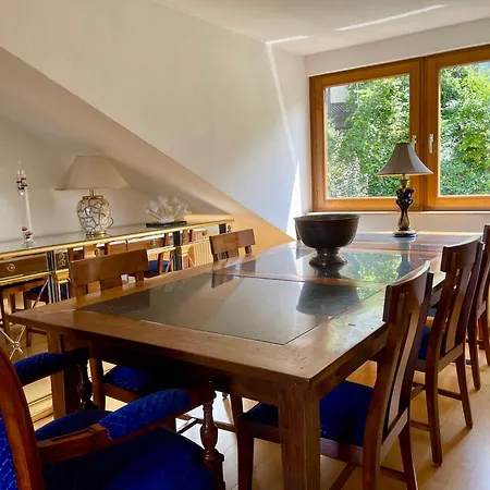 Wunderschoenes Grosses 3 Zentrum Goldstadt Familienfreundlich Mit Garage *