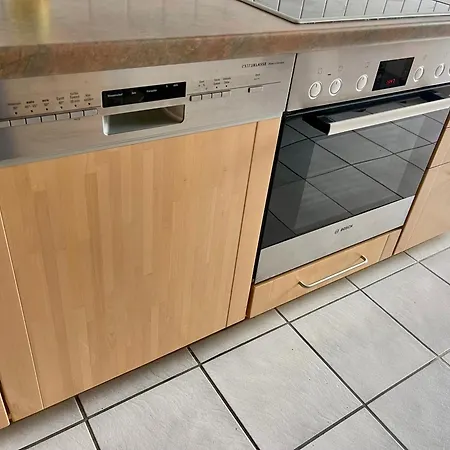 Wunderschoenes Grosses 3 Zentrum Goldstadt Familienfreundlich Mit Garage * Пфорцхайм