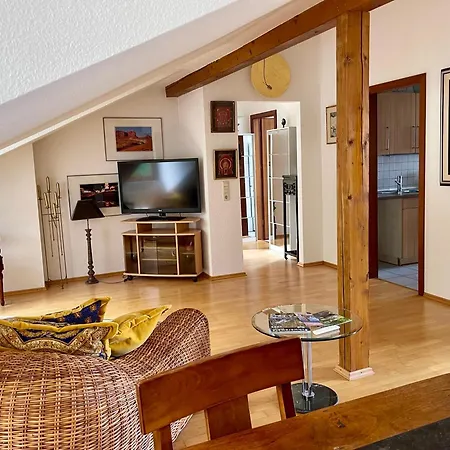 Apartment Wunderschoenes Grosses 3 Zentrum Goldstadt Familienfreundlich Mit Garage Pforzheim