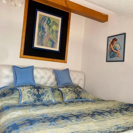 Wunderschoenes Grosses 3 Zentrum Goldstadt Familienfreundlich Mit Garage Апартаменты *