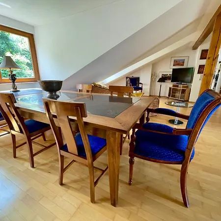Apartment Wunderschoenes Grosses 3 Zentrum Goldstadt Familienfreundlich Mit Garage *