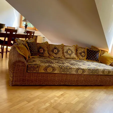 Wunderschoenes Grosses 3 Zentrum Goldstadt Familienfreundlich Mit Garage *
